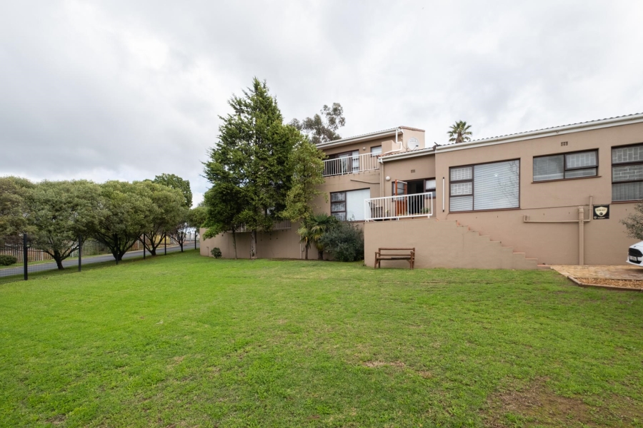 To Let 1 Bedroom Property for Rent in Sonstraal Western Cape